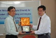 mou- Yunan University_01